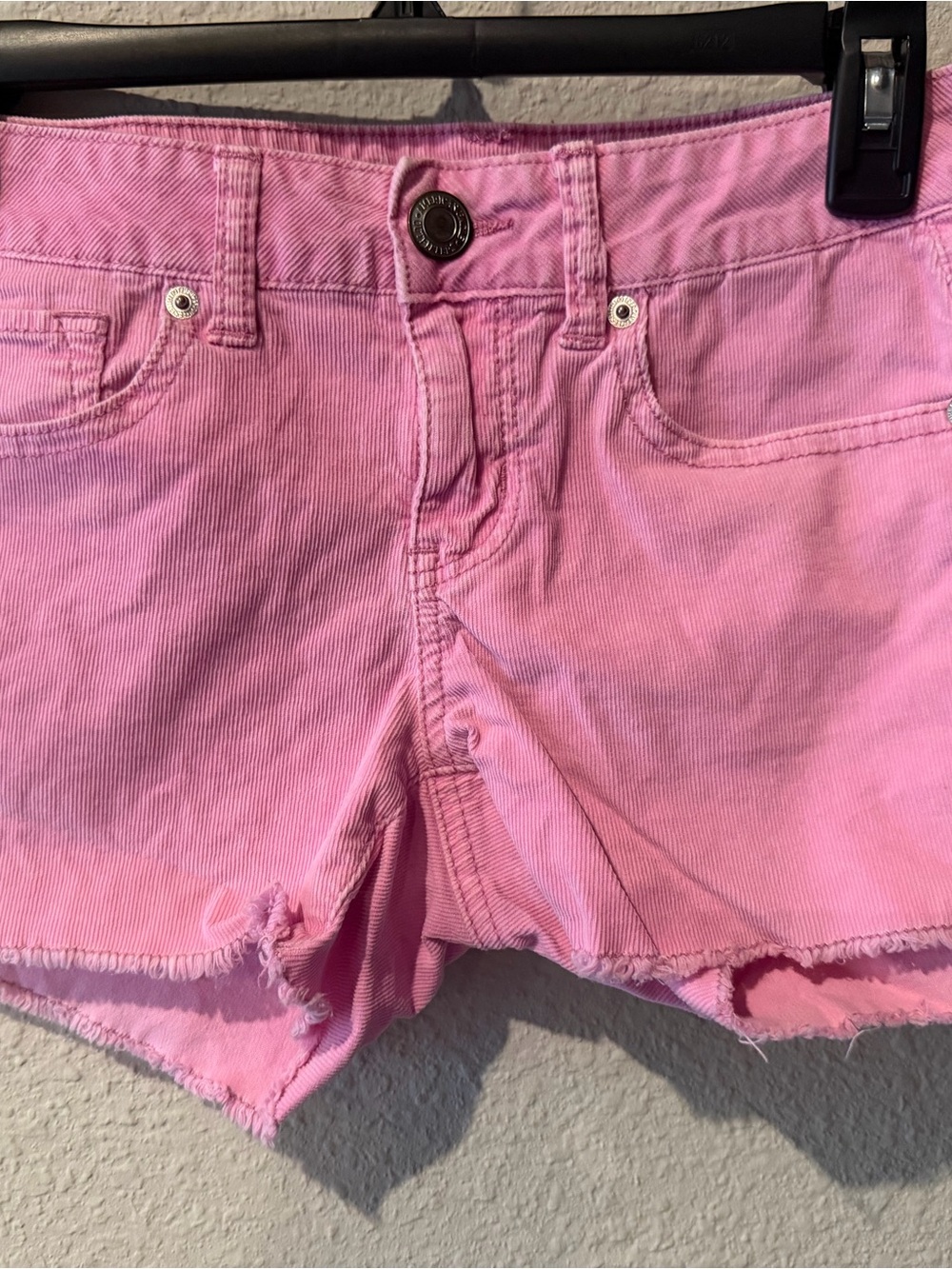 American Eagle Outfitters Women's Corduroy Cut Off Shorts Stretch Pink 2
